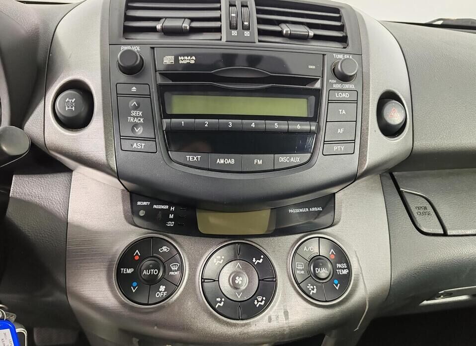 Toyota RAV4, III (XA30) Рестайлинг 2.0 CVT (158 л.с.) 4WD