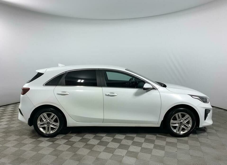 Kia Ceed 1.6 AT (128 л.с.)