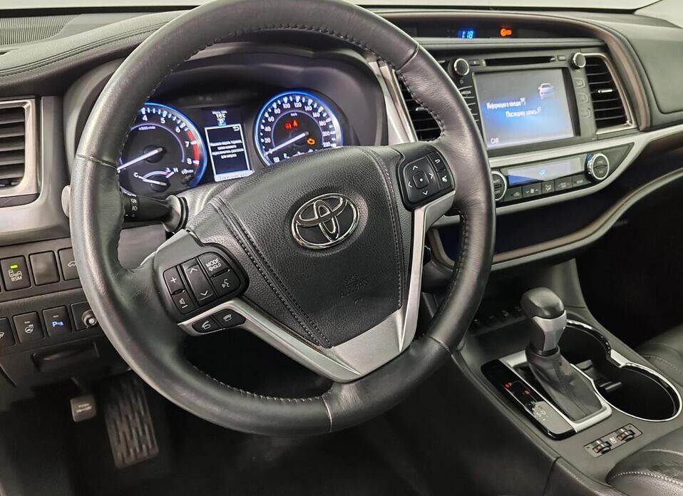 Toyota Highlander, III (XU50) Рестайлинг 3.5 AT (249 л.с.) 4WD