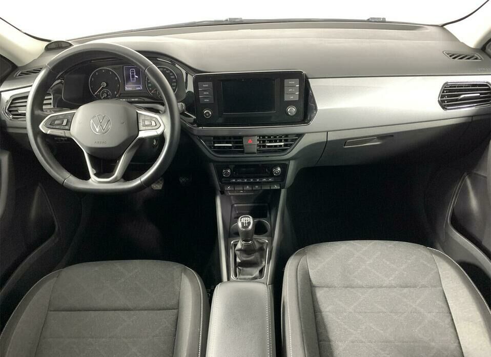 Volkswagen Polo 1.6 MT (110 л.с.)