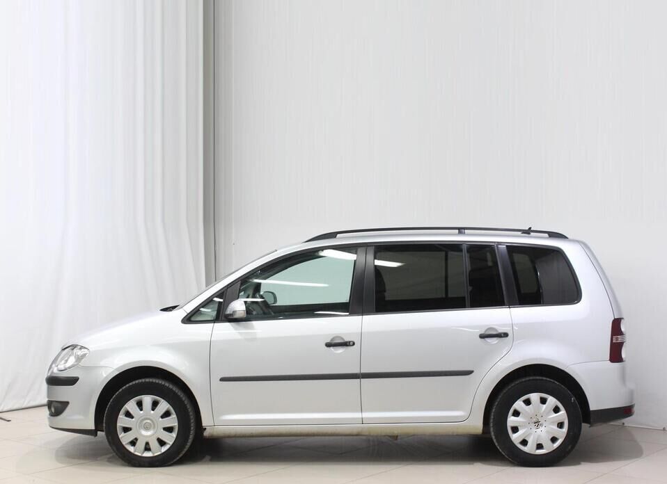 Volkswagen Touran, I Рестайлинг 1.6 MT (102 л.с.)