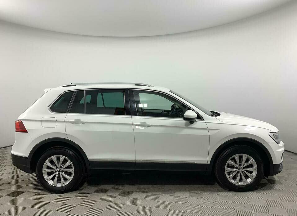 Volkswagen Tiguan 1.4 AMT (150 л.с.) 4WD