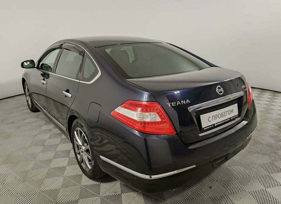 Nissan Teana 3.5 CVT (249 л.с.)