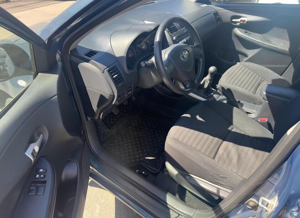 Toyota Corolla, X (E140, E150) 1.6 MT (124 л.с.)