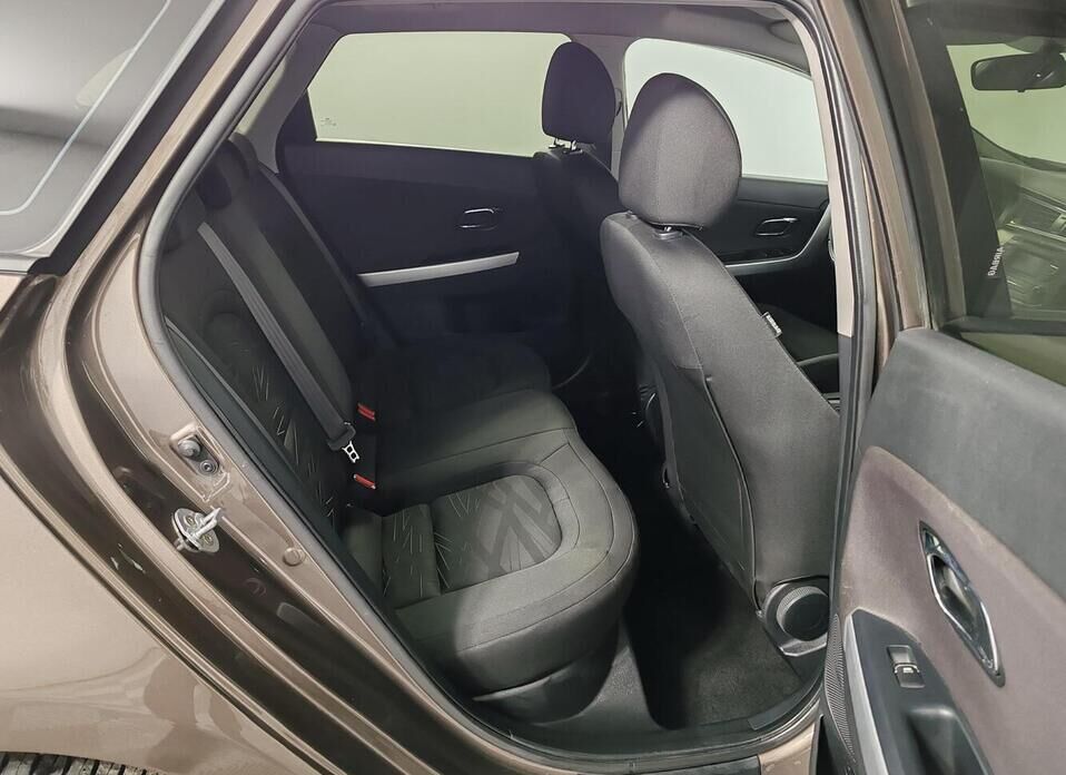 Kia Ceed, II Рестайлинг 1.6 AT (130 л.с.)