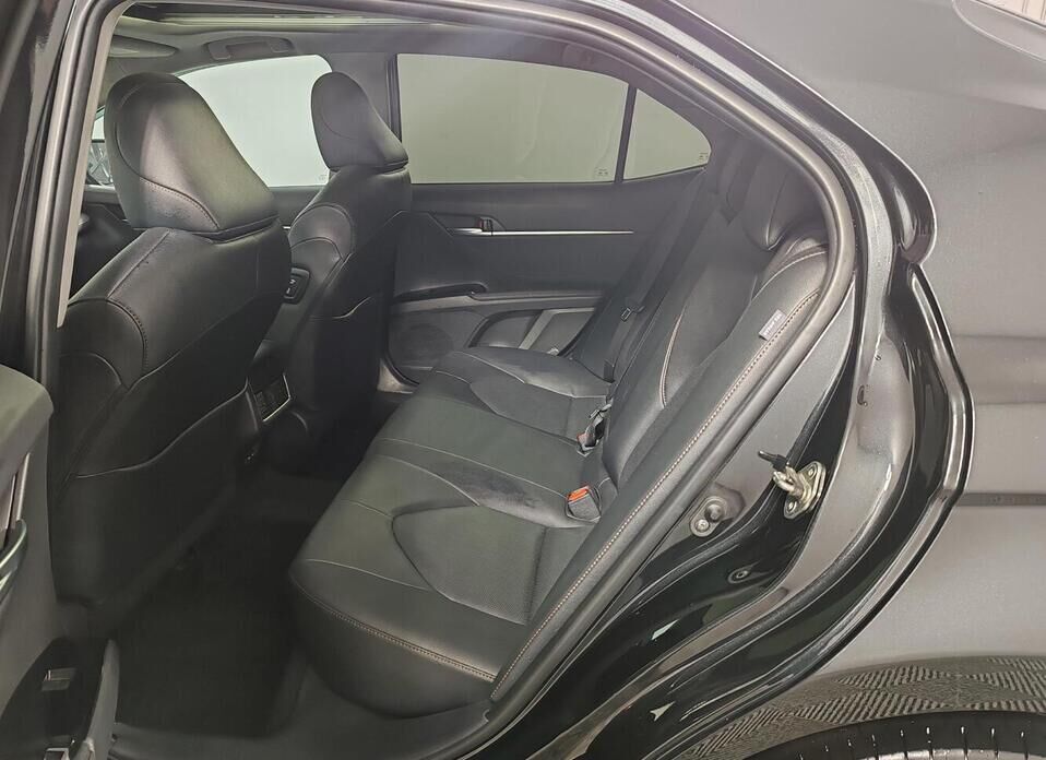Toyota Camry, VIII (XV70) Рестайлинг 2.5 AT (209 л.с.)