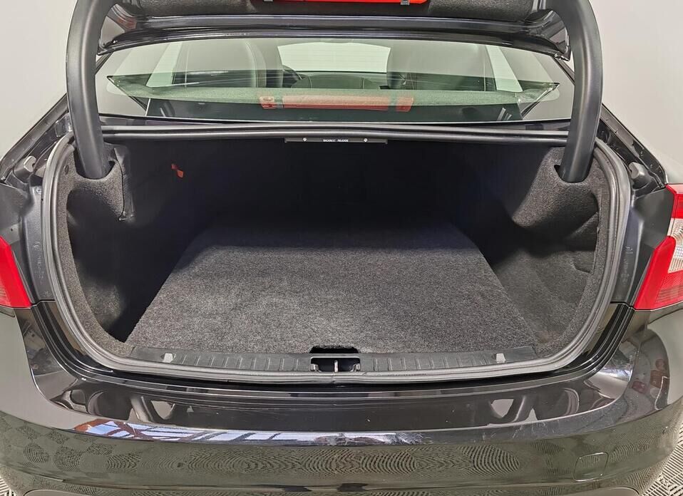 Volvo S60 Cross Country 2.0 AT (245 л.с.) 4WD