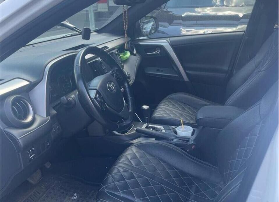 Toyota RAV4, IV (CA40) Рестайлинг 2.0 CVT (146 л.с.) 4WD