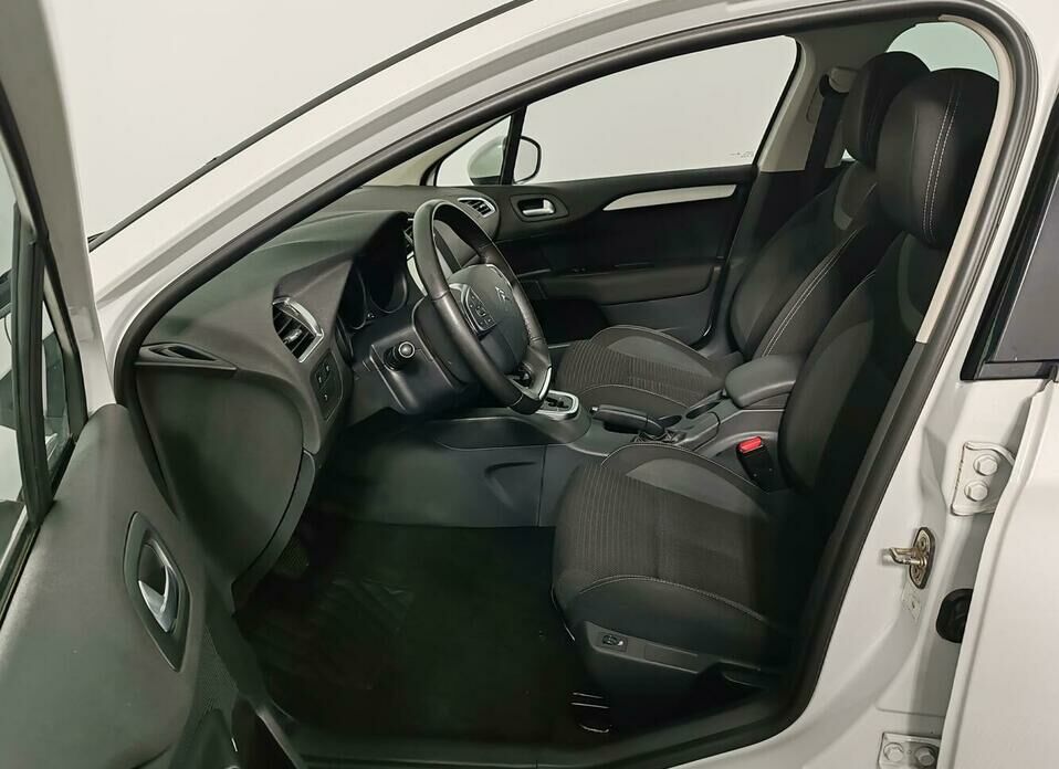 Citroen C4 1.6 AT (120 л.с.)
