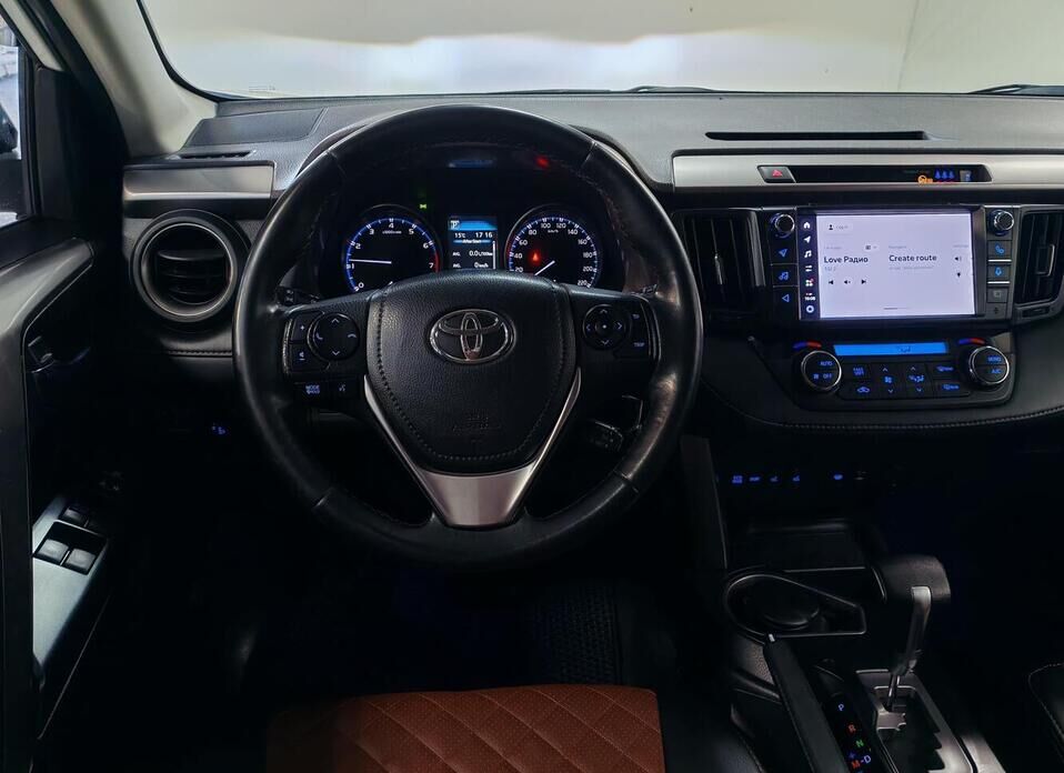Toyota RAV4, IV (XA40) Рестайлинг 2.0 CVT (146 л.с.) 4WD