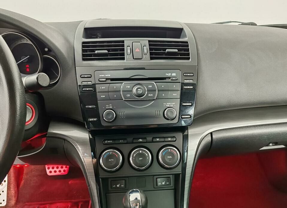 Mazda 6 2.0 AT (147 л.с.)