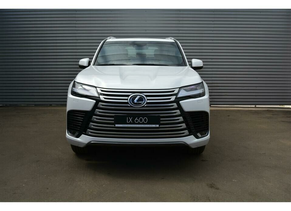 Lexus LX 600 3.5 AT (415 л.с.) 4WD