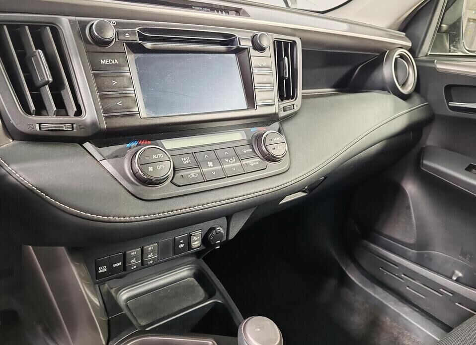 Toyota RAV4, IV (CA40) Рестайлинг 2.0 CVT (146 л.с.) 4WD