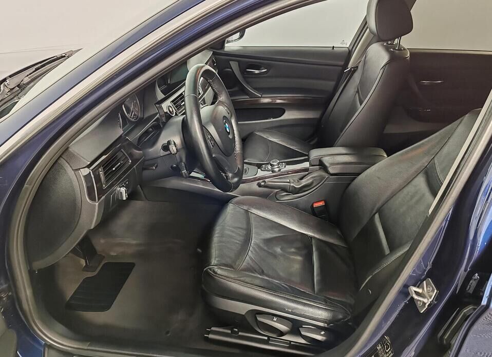 BMW 3 серии 320i 2.0 AT (156 л.с.)