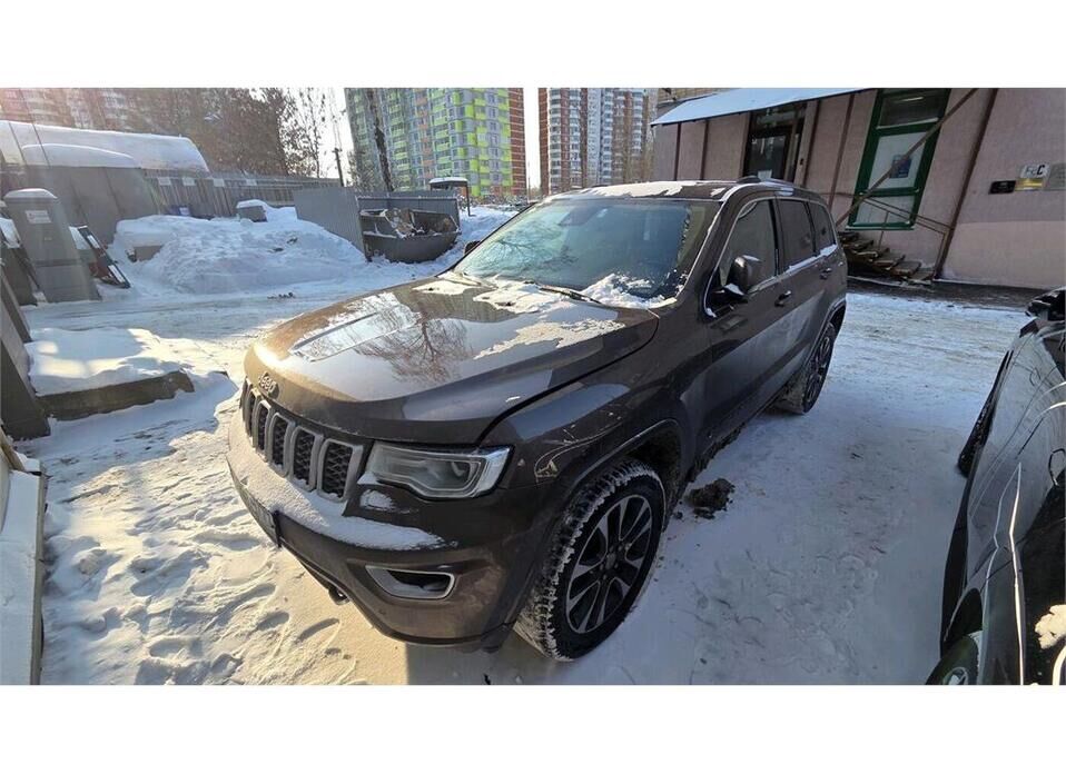 Jeep Grand Cherokee, IV (WK2) Рестайлинг 3.6 AT (286 л.с.) 4WD
