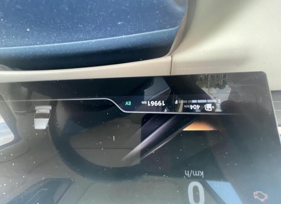 Wey 80 37.96 kWh 1.5hyb AT (487 л.с.) 4WD