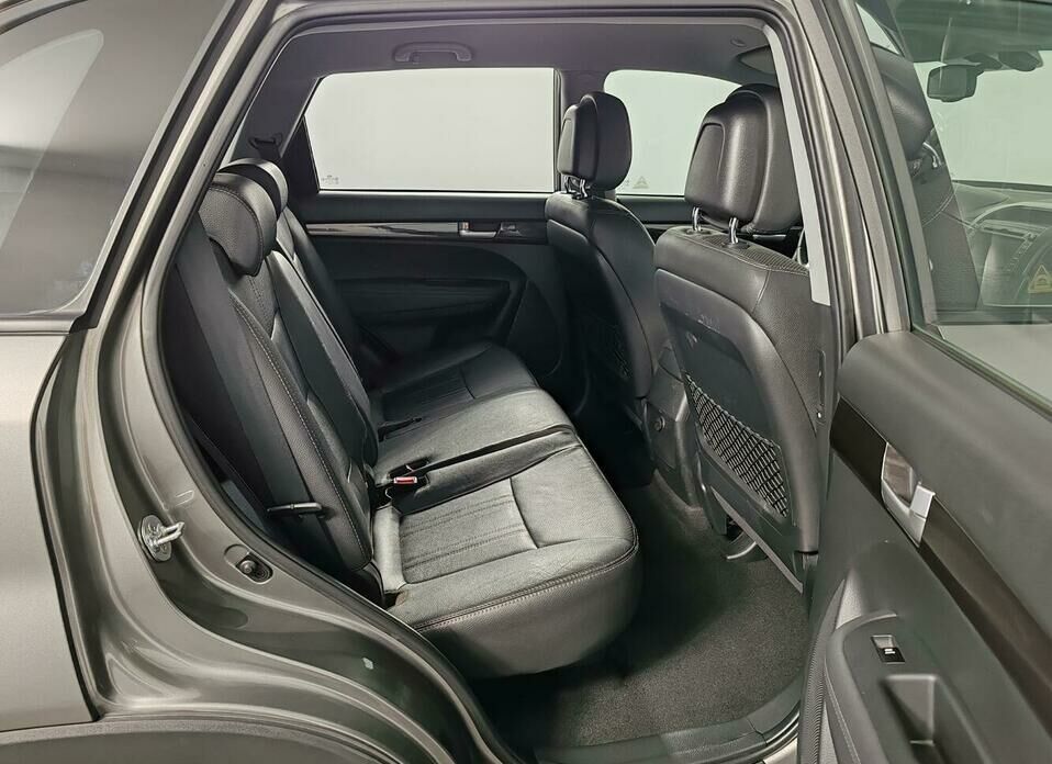 Kia Sorento 2.2d AT (197 л.с.) 4WD