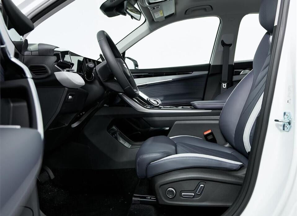 Geely Atlas, II 2.0 AT (200 л.с.) 4WD