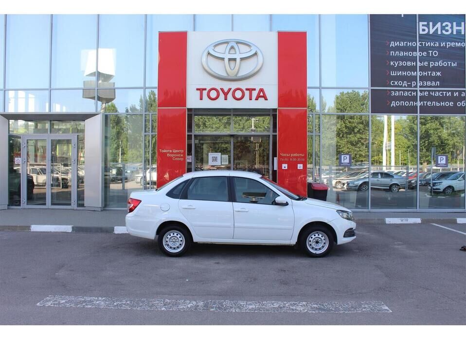 LADA (ВАЗ) Granta 1.6 MT (106 л.с.)