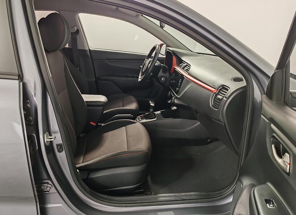 Kia Rio, IV 1.6 AT (123 л.с.)