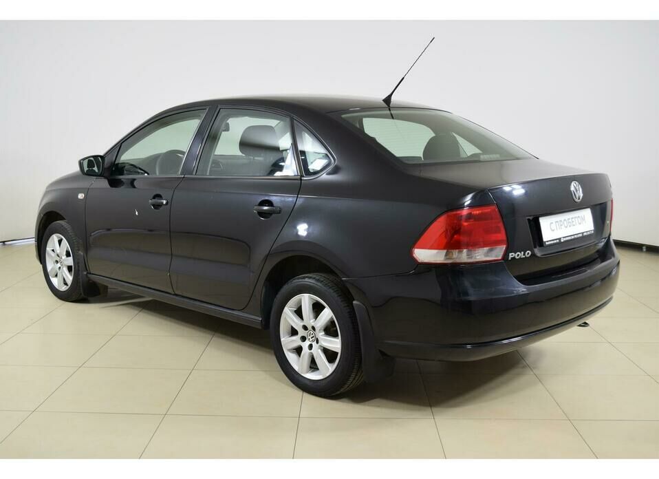 Volkswagen Polo 1.6 AT (105 л.с.)