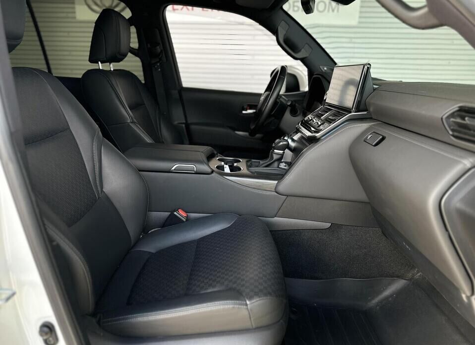 Toyota Land Cruiser, 300 Series 3.5 AT (415 л.с.) 4WD