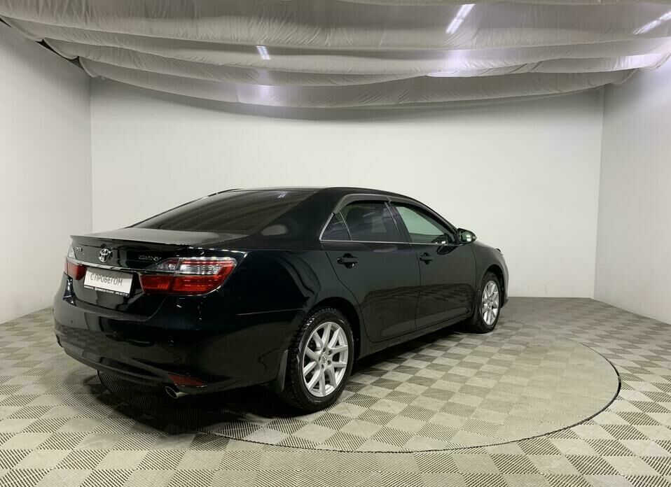 Toyota Camry 2.5 AT (181 л.с.)