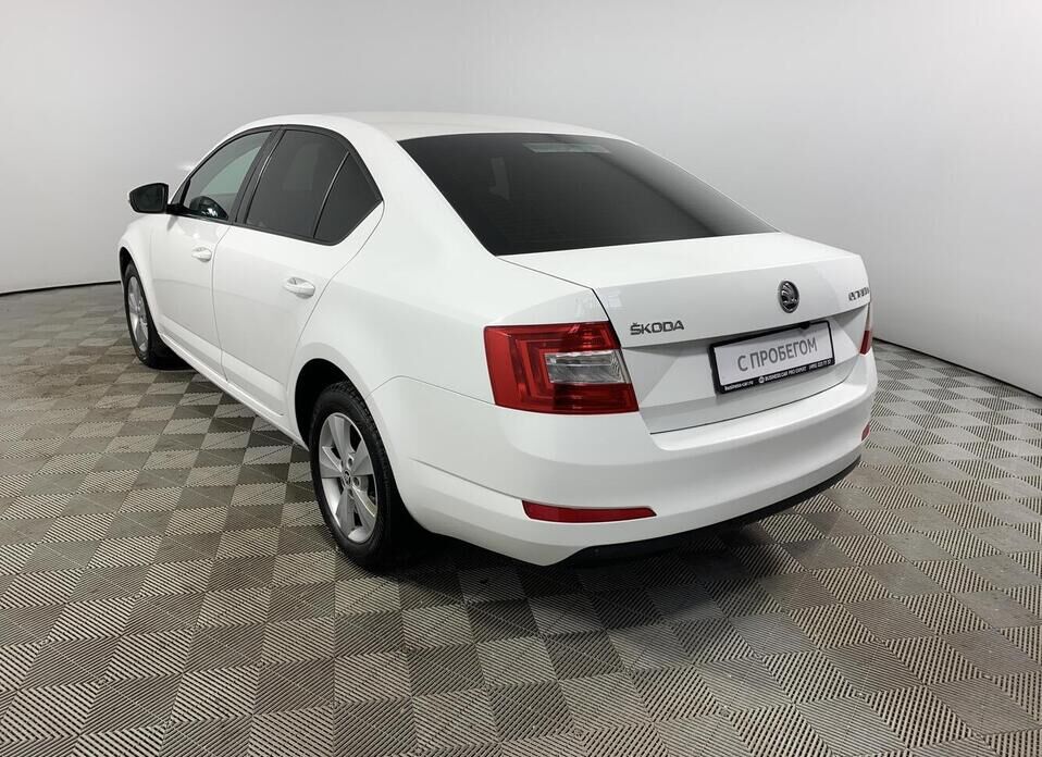 Skoda Octavia 1.2 MT (105 л.с.)
