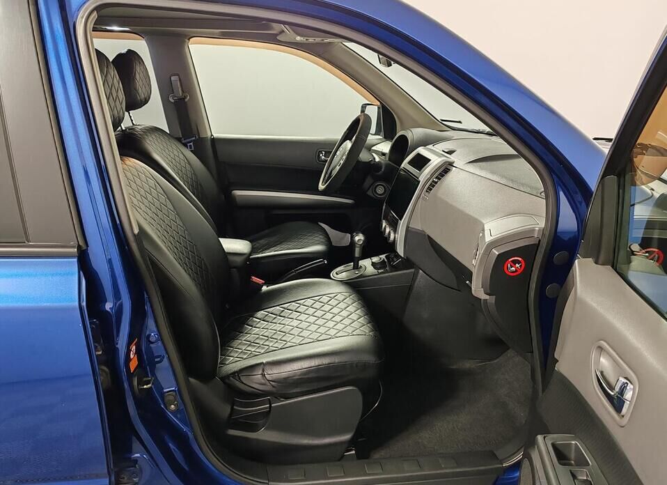 Nissan X-Trail, II 2.0 CVT (141 л.с.) 4WD