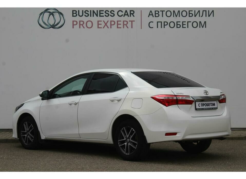 Toyota Corolla 1.6 CVT (122 л.с.)