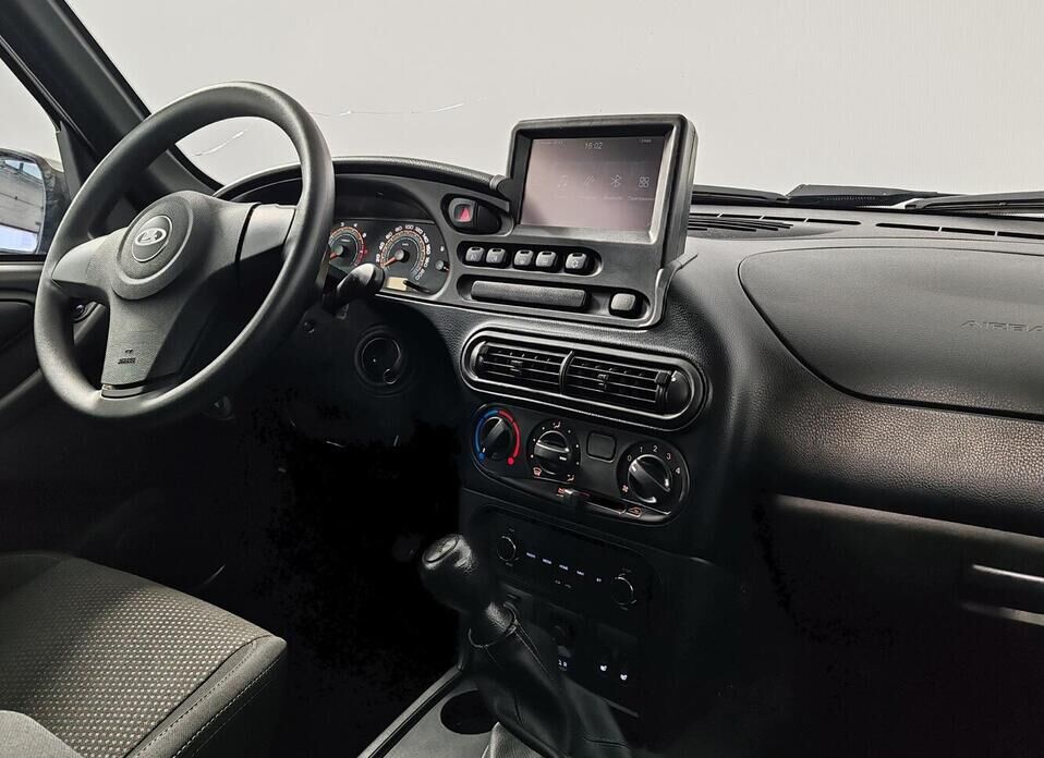 LADA (ВАЗ) Niva Travel, I 1.7 MT (80 л.с.) 4WD