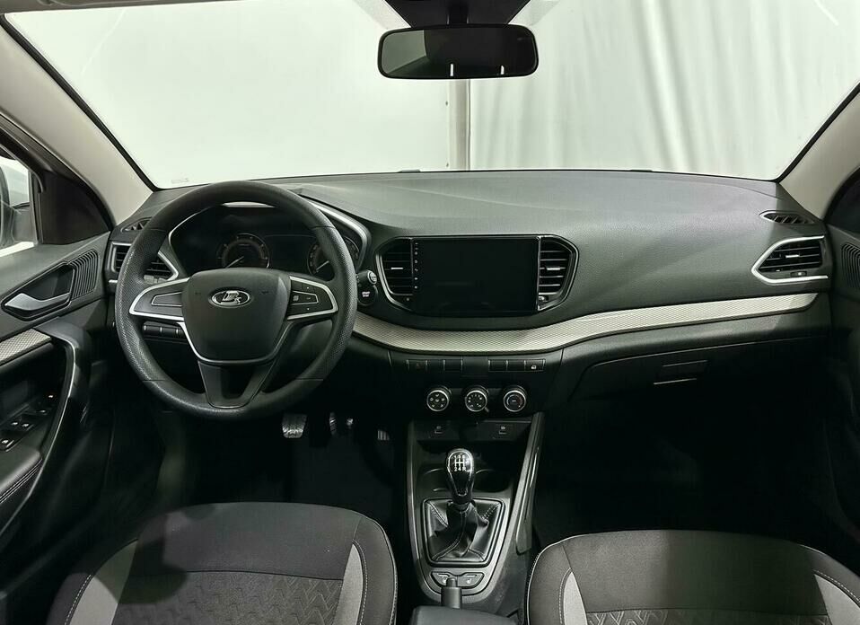 LADA (ВАЗ) Vesta 1.6 MT (90 л.с.)