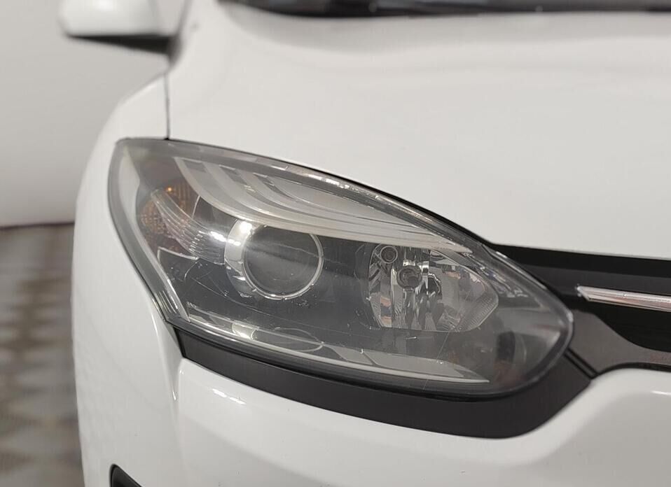 Renault Megane 1.6 CVT (114 л.с.)