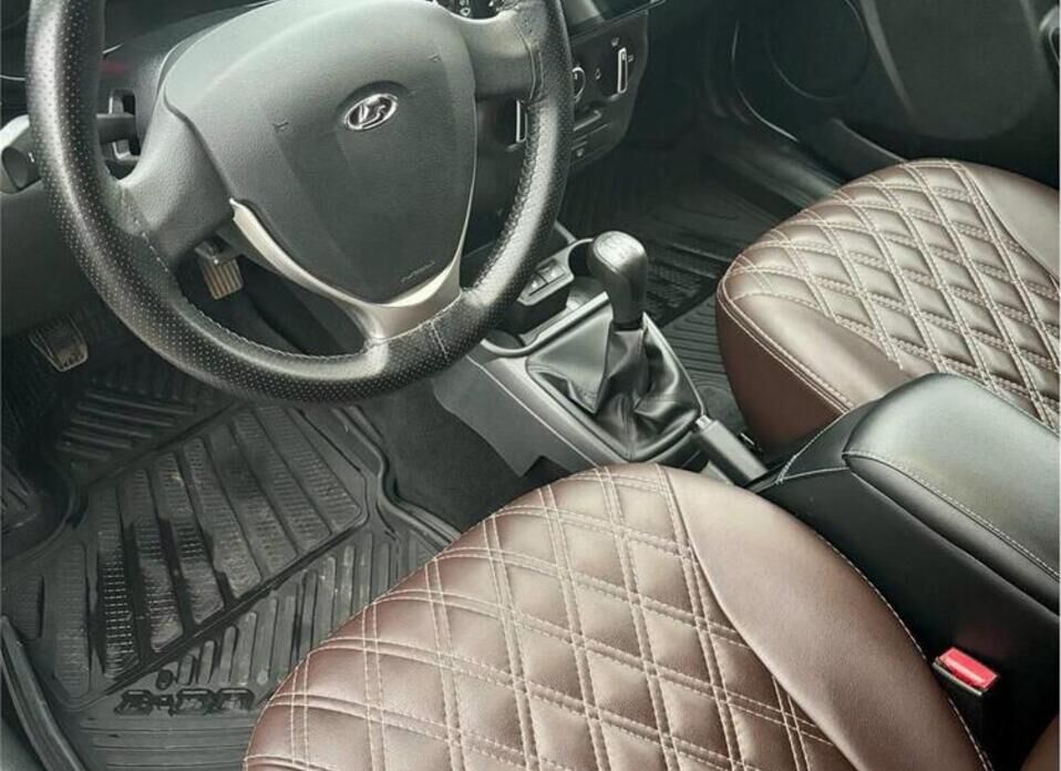 LADA (ВАЗ) Granta, I Рестайлинг 1.6 MT (90 л.с.)