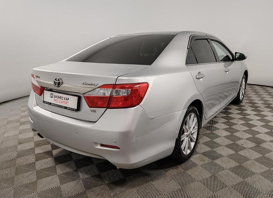 Toyota Camry, VII (XV50) 3.5 AT (249 л.с.)