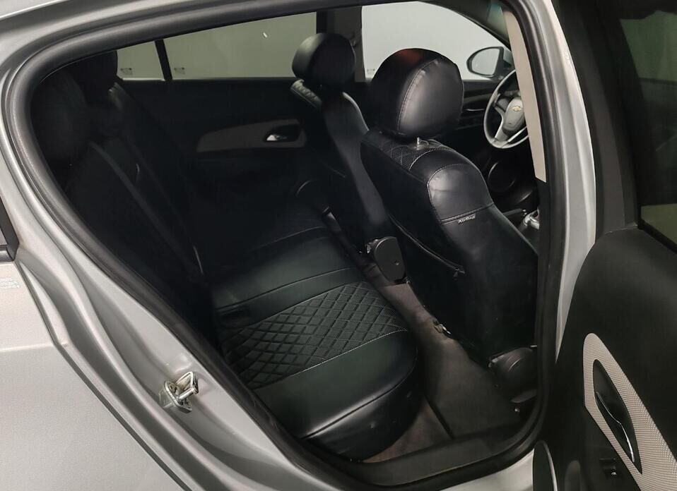 Chevrolet Cruze, I 1.6 MT (109 л.с.)