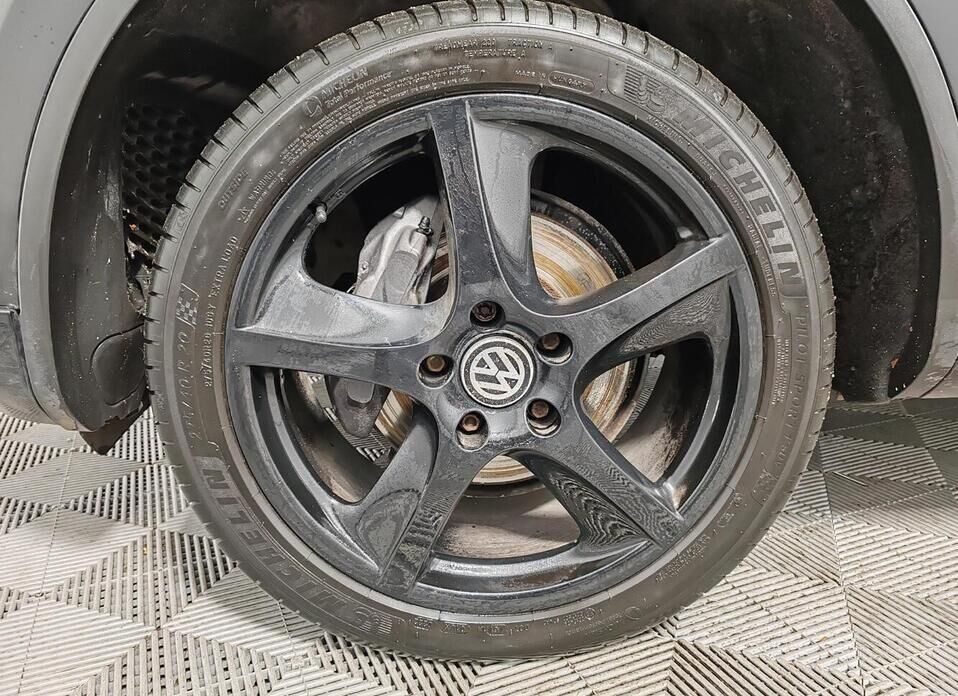 Volkswagen Touareg, II 3.0d AT (204 л.с.) 4WD