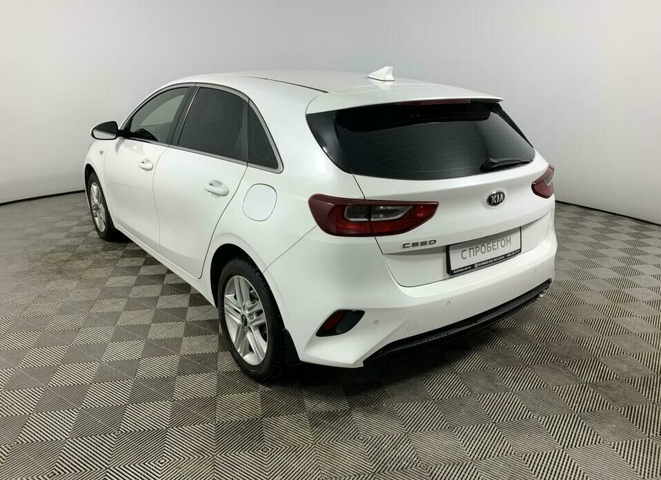 Kia Ceed 1.6 AT (128 л.с.)