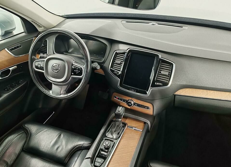 Volvo XC90 2.0d AT (235 л.с.) 4WD