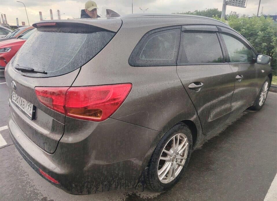 Kia Ceed, II Рестайлинг 1.6 AT (130 л.с.)