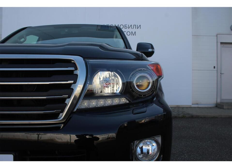 Toyota Land Cruiser, 200 Series Рестайлинг 1 4.5d AT (235 л.с.) 4WD