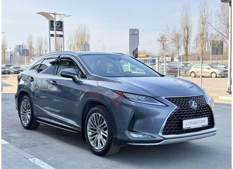Lexus RX, IV Рестайлинг 300 2.0 AT (238 л.с.) 4WD