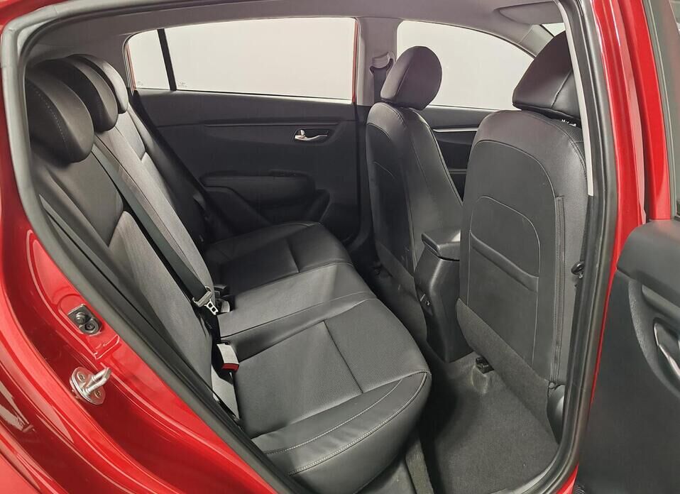 Kia Rio, IV Рестайлинг X 1.6 AT (123 л.с.)