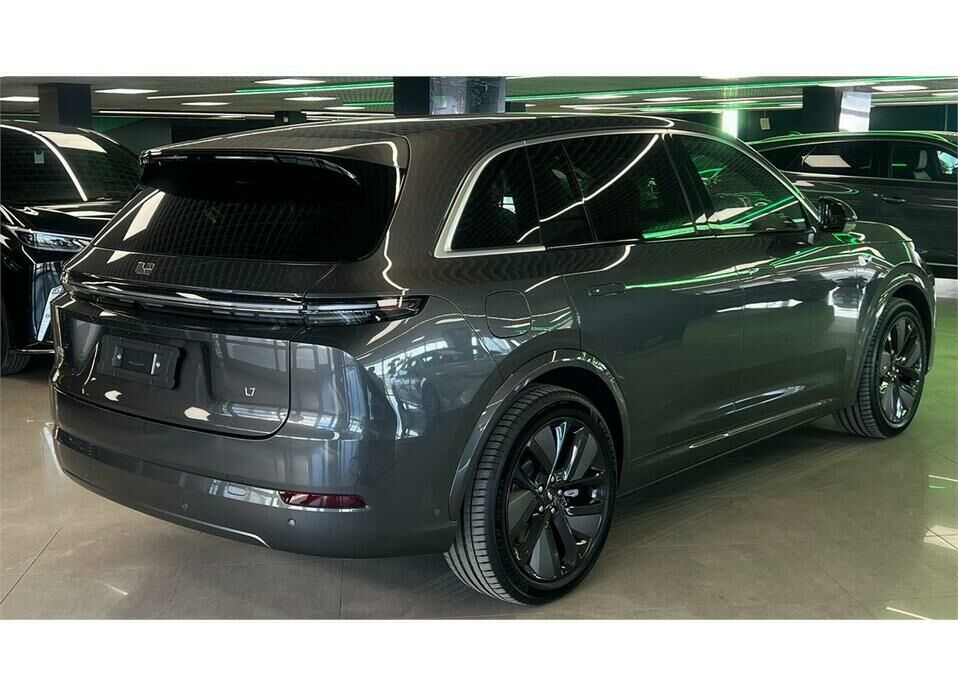 LiXiang L7 52.3 kWh 1.5hyb AT (449 л.с.) 4WD
