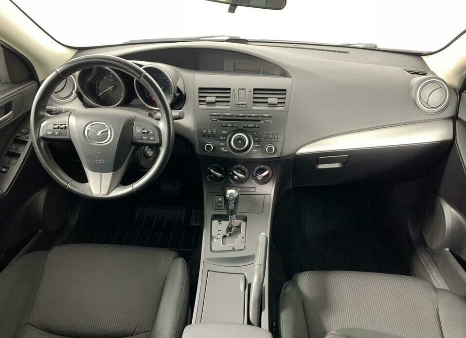 Mazda 3 1.6 AT (105 л.с.)