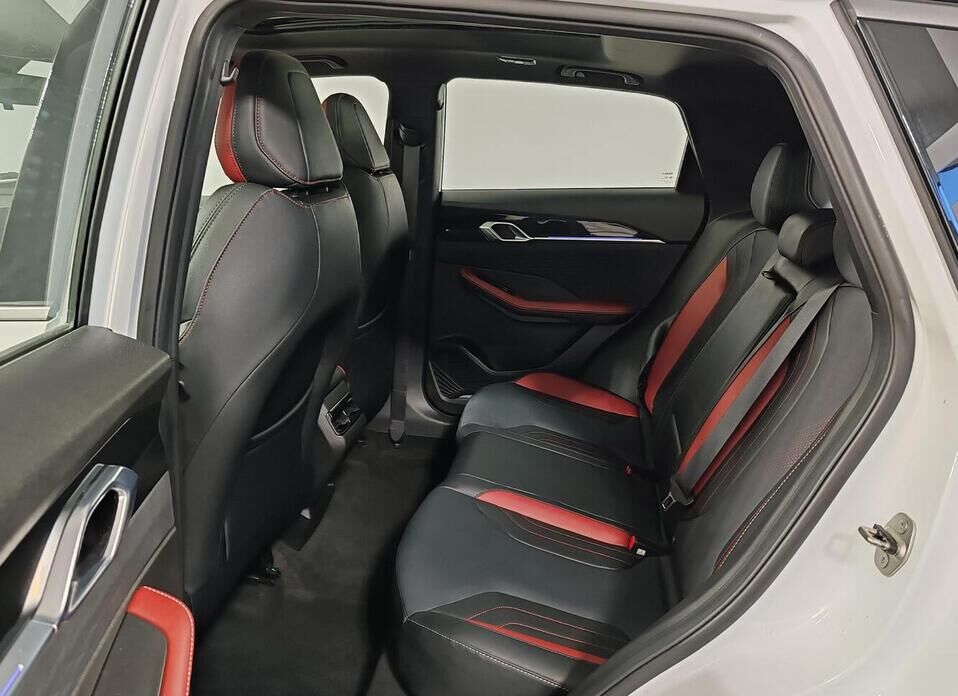 Geely Coolray, I Рестайлинг 1.5 AMT (147 л.с.)