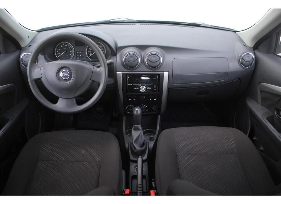 Nissan Almera, III (G15) 1.6 MT (102 л.с.)
