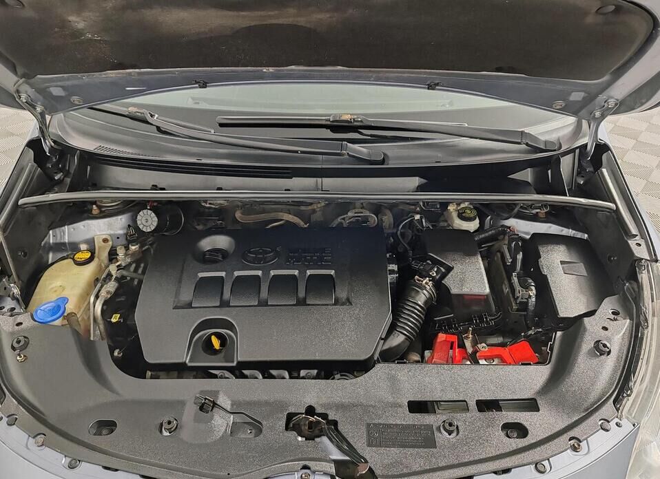 Toyota Verso, I 1.8 CVT (147 л.с.)