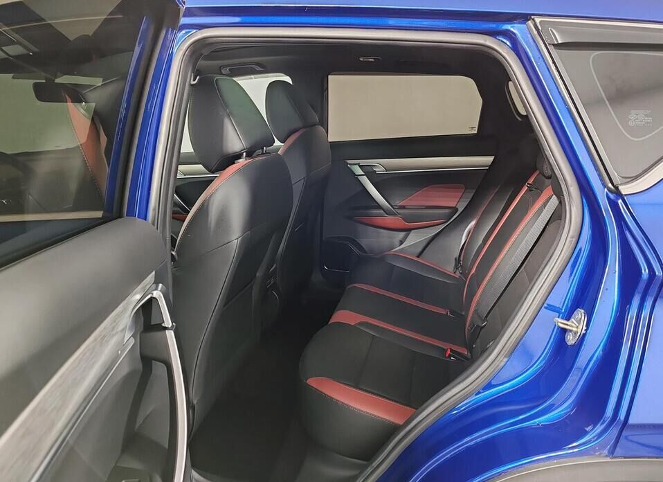Geely Coolray 1.5 AMT (150 л.с.)
