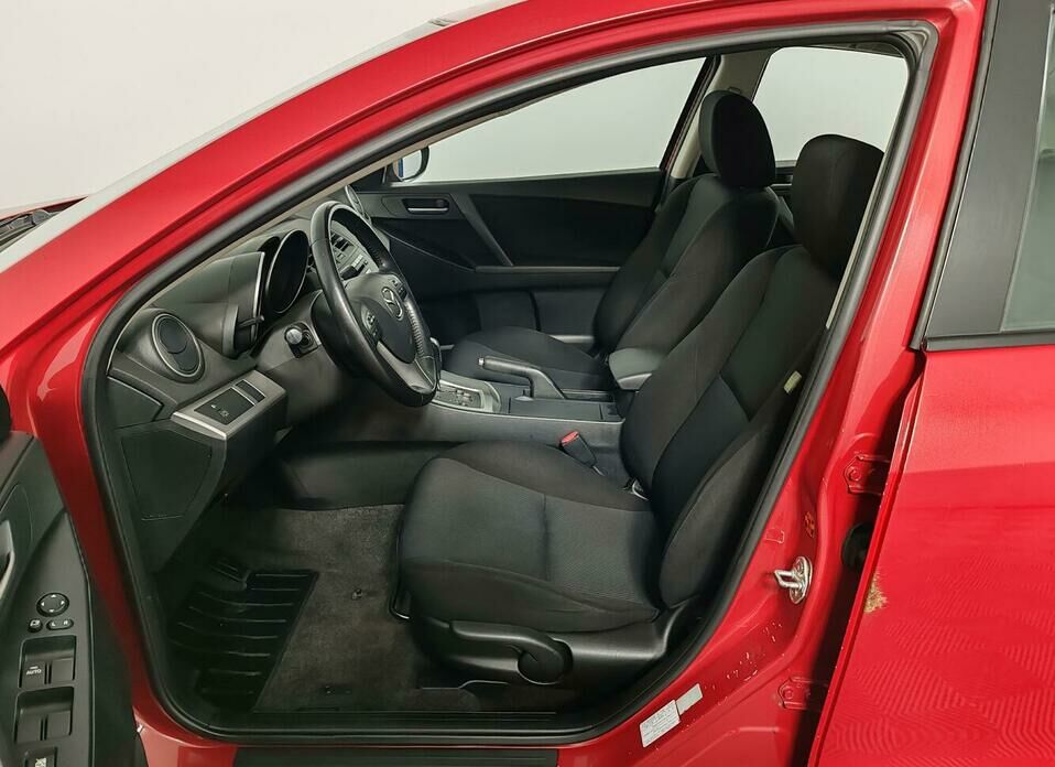 Mazda 3 1.6 AT (105 л.с.)